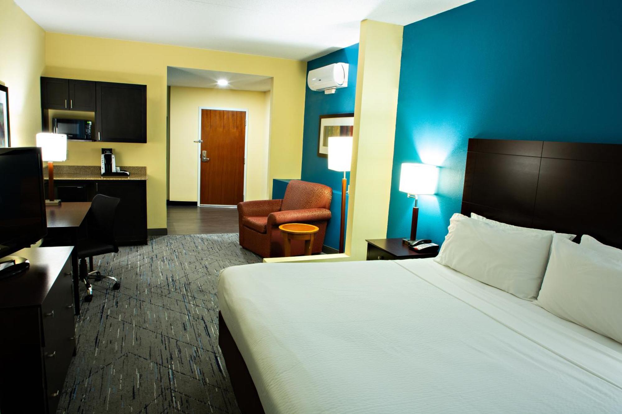 Holiday Inn Express & Suites Harrisburg West Mechanicsburg Exterior foto